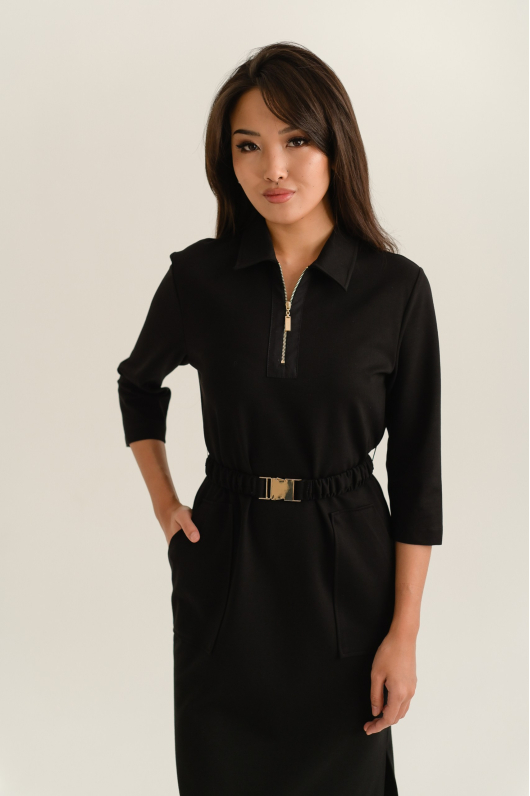 Платье из трикотажа длины миди