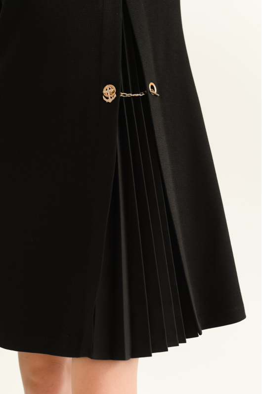 Платье в деловом стиле