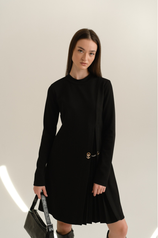 Платье в деловом стиле