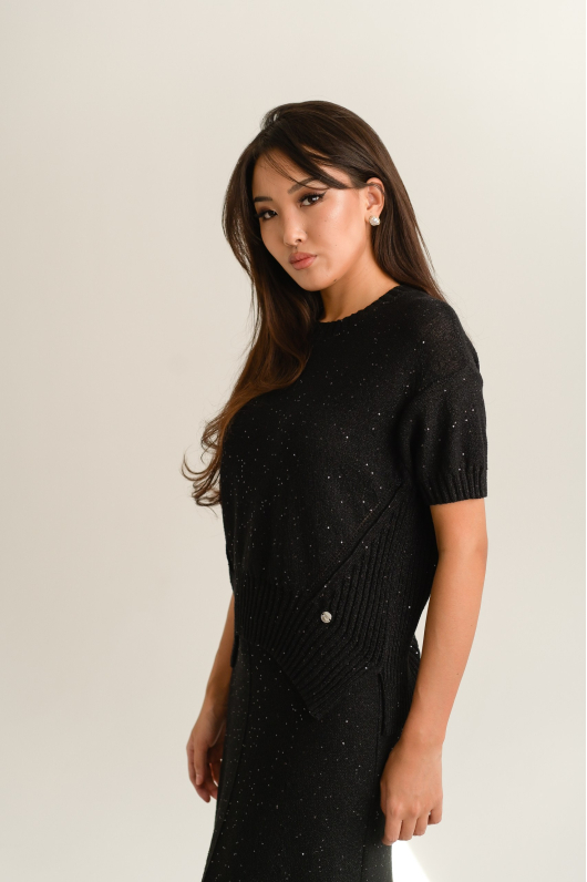 Костюм из тонкого трикотажа с блеском