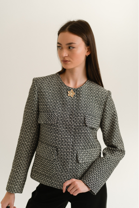 Жакет из твидовой ткани в стиле Coco Chanel