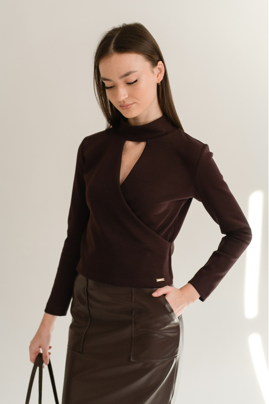 Лонгслив в классическом исполнении