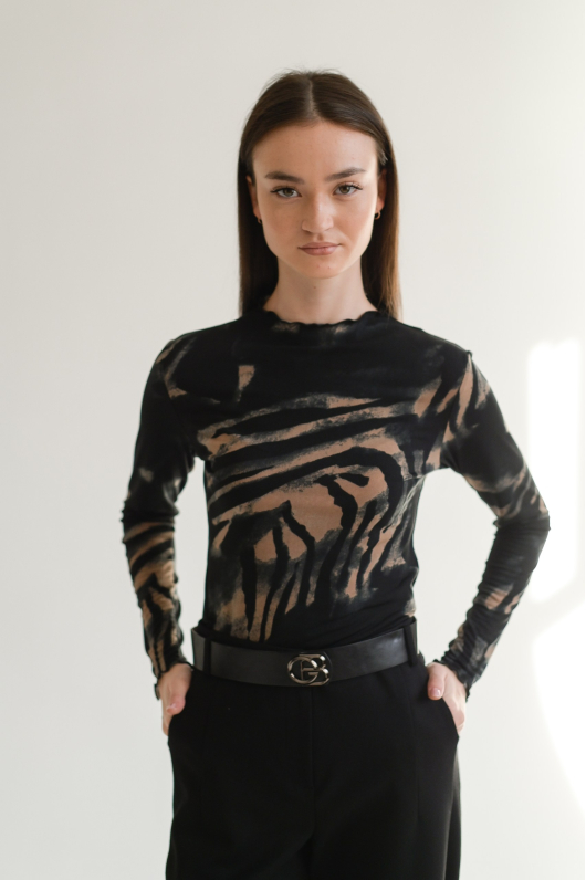 Лонгслив  из тонкого материала