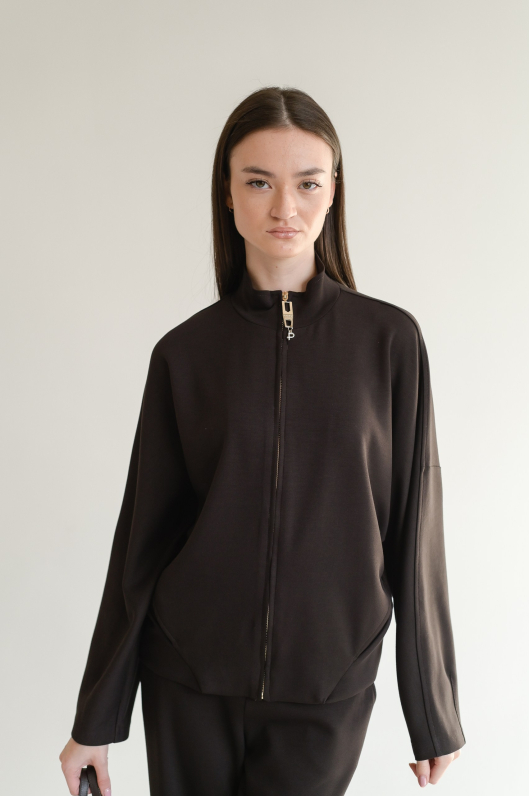 Костюм из трикотажа брючный