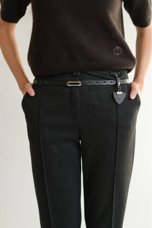 Брюки из мягкого и теплого трикотажа