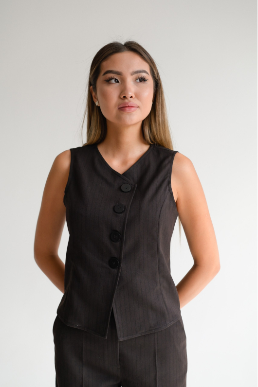 Костюм брючный с жилетом