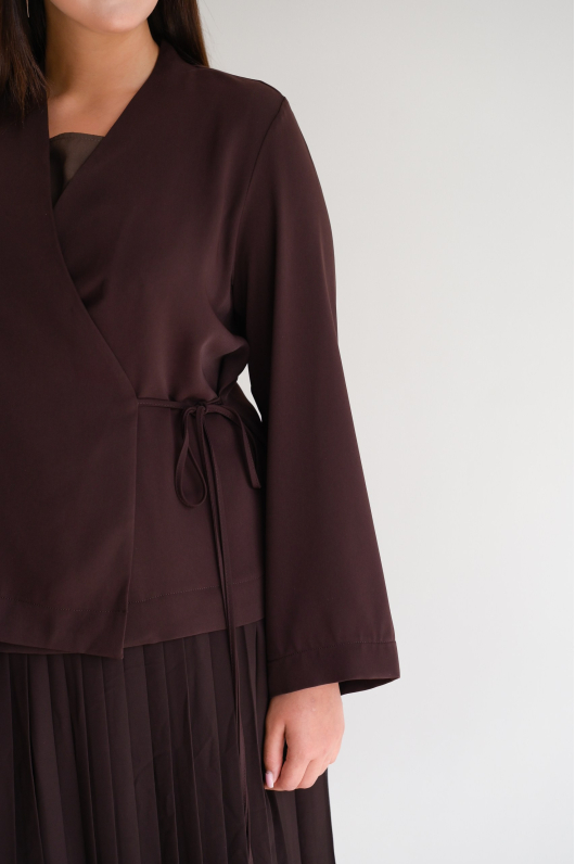 Костюм юбочный  в шоколадном оттенке