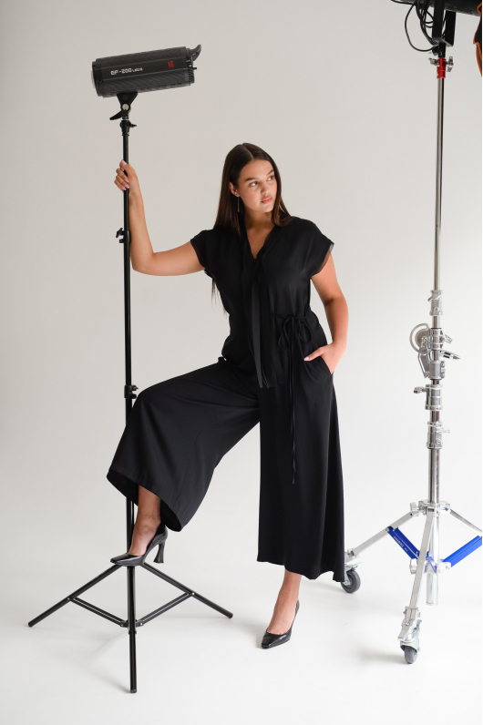 Комбинезон из легкой ткани в линейке Xl