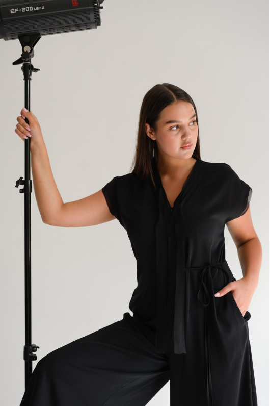 Комбинезон из легкой ткани в линейке Xl