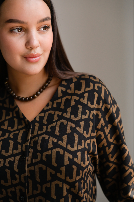 Костюм юбочный из тонкого трикотажа