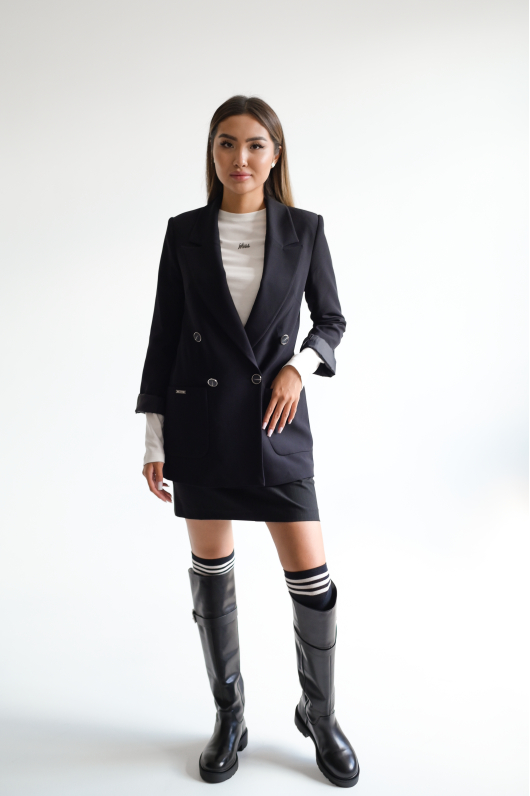 Жакет удлиненный прямого кроя