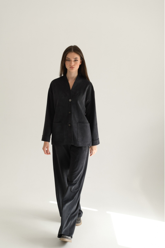 Костюм брючный из вельвета