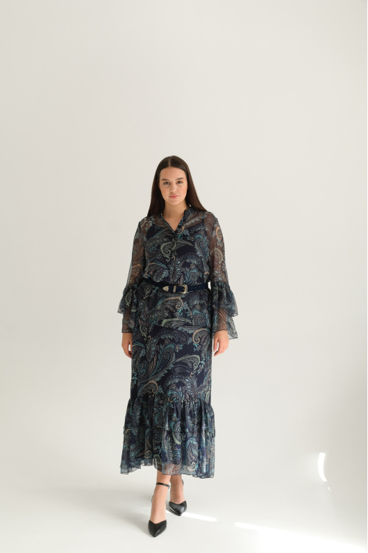 Костюм юбочный из шелковой ткани