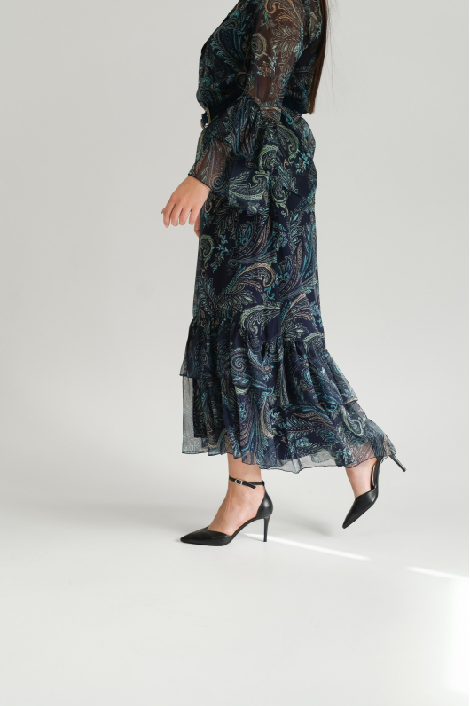 Костюм юбочный из шелковой ткани