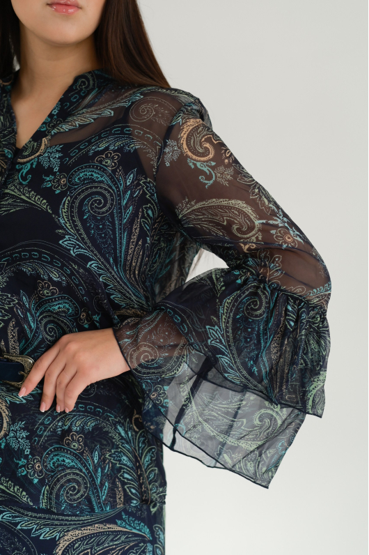 Костюм юбочный из шелковой ткани