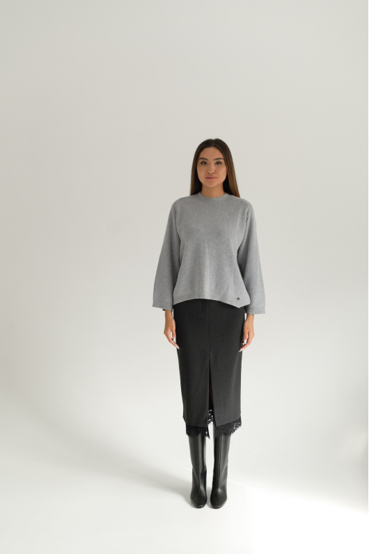 Джемпер из мягкого трикотажа 