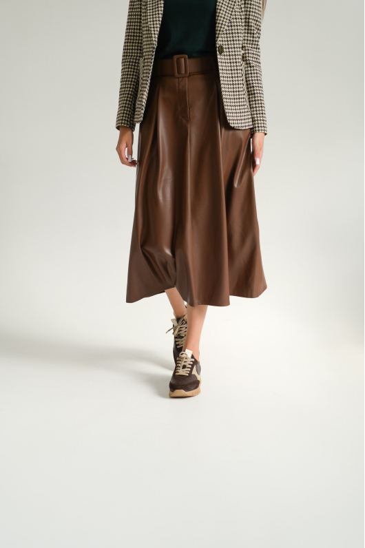 Юбка из эко-кожи длины миди