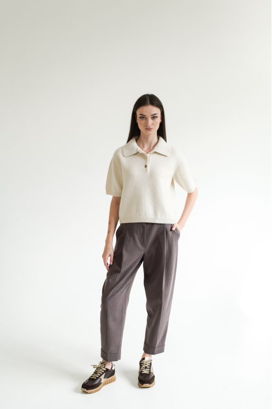 Брюки с защипами