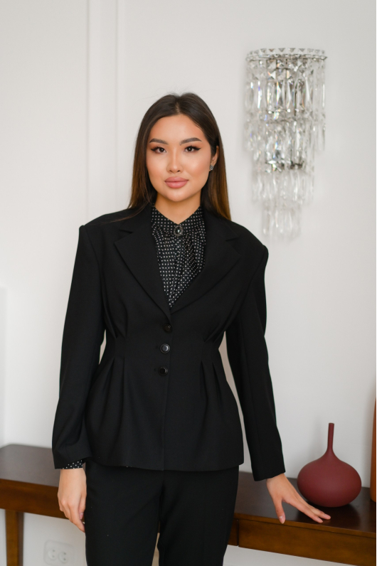 Костюм брючный