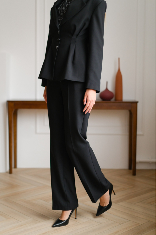 Костюм брючный