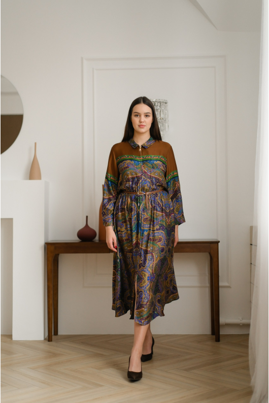 Платье длины миди 