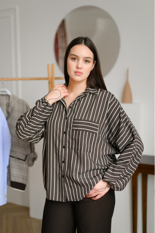 Рубашка в полоску с резинками на рукавах