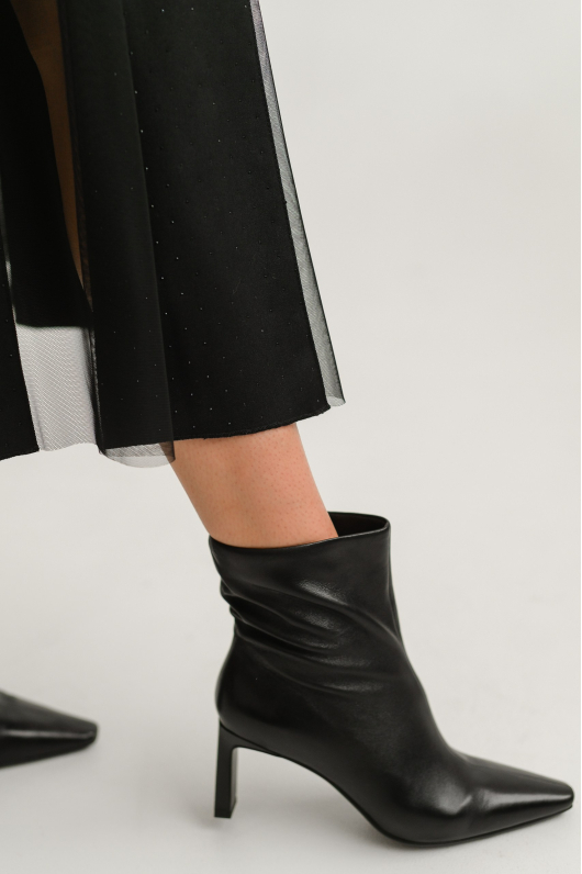 Костюм юбочный с элементами прозрачности