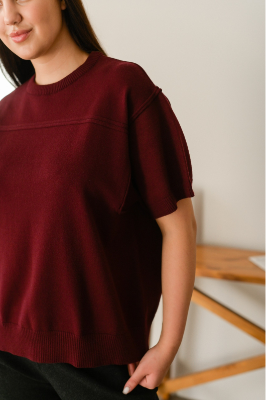 Джемпер из мягкого трикотажа 