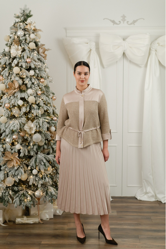 Костюм юбочный с блеском