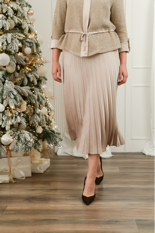 Костюм юбочный с блеском