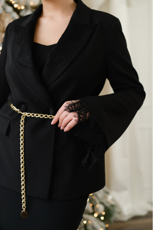 Жакет с декоративным ажуром