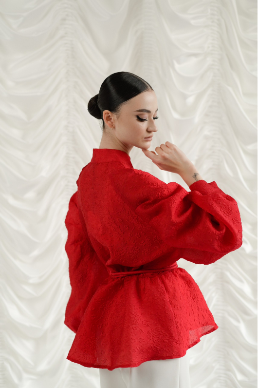 Блуза из фактурной ткани